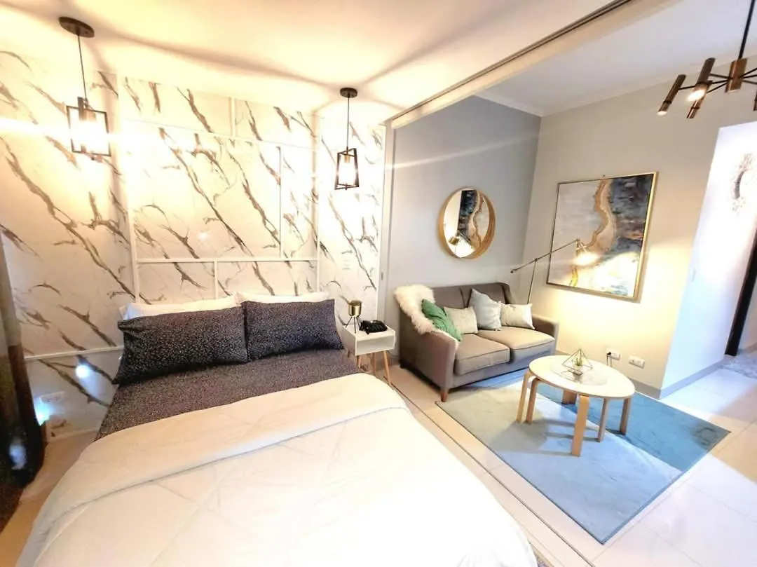 Cozy Cradle Bgc Aparthotel Manila 0*,