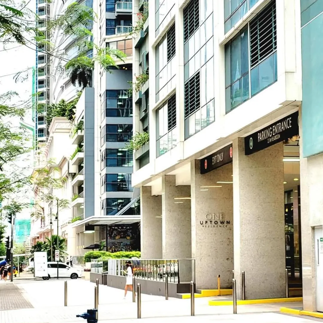 Cozy Cradle Bgc Aparthotel Manila